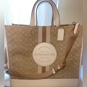 Coach Dempsey Tote 40